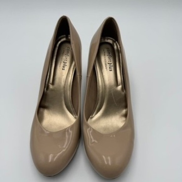 comfort plus by Predictions Shoes - Comfort Plus Predictions Heels Women 11 Nude Patent Round Toe Pumps